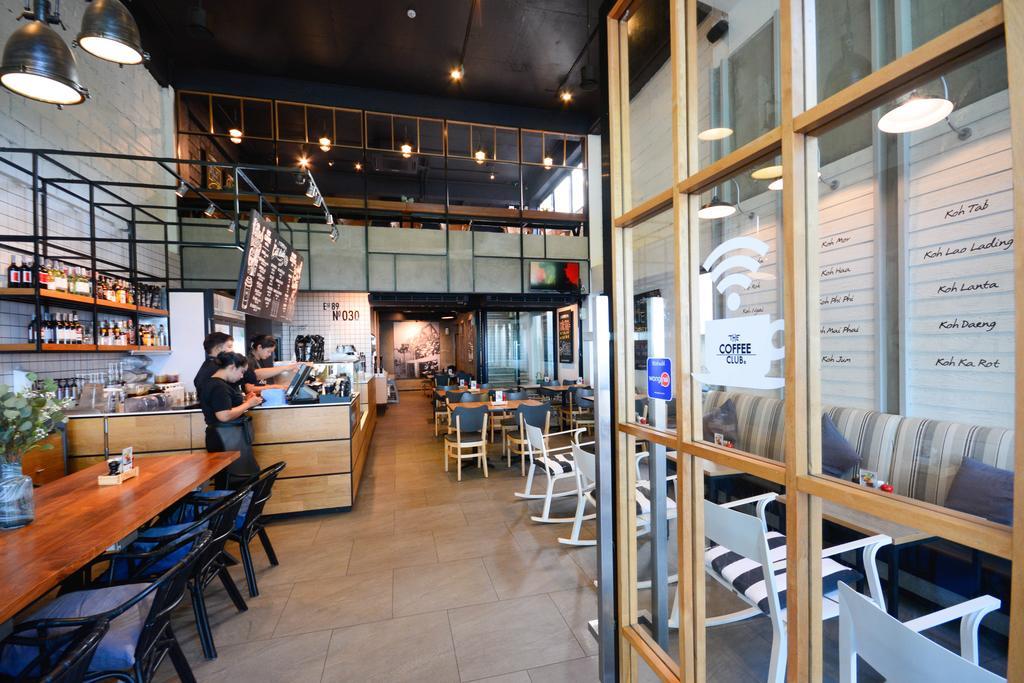 Irest Ao Nang Seafront Hostel Buitenkant foto