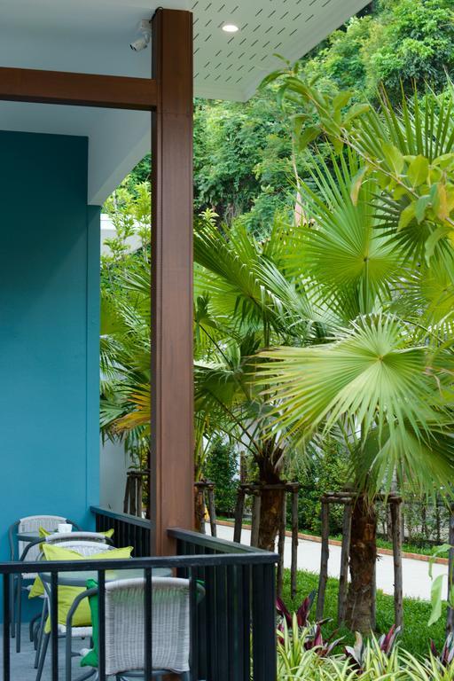 Irest Ao Nang Seafront Hostel Buitenkant foto