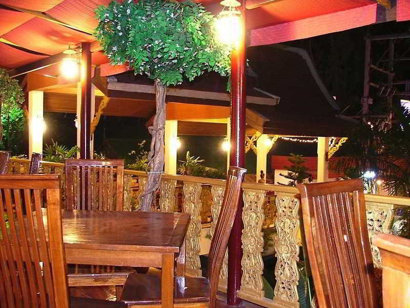 Irest Ao Nang Seafront Hostel Buitenkant foto
