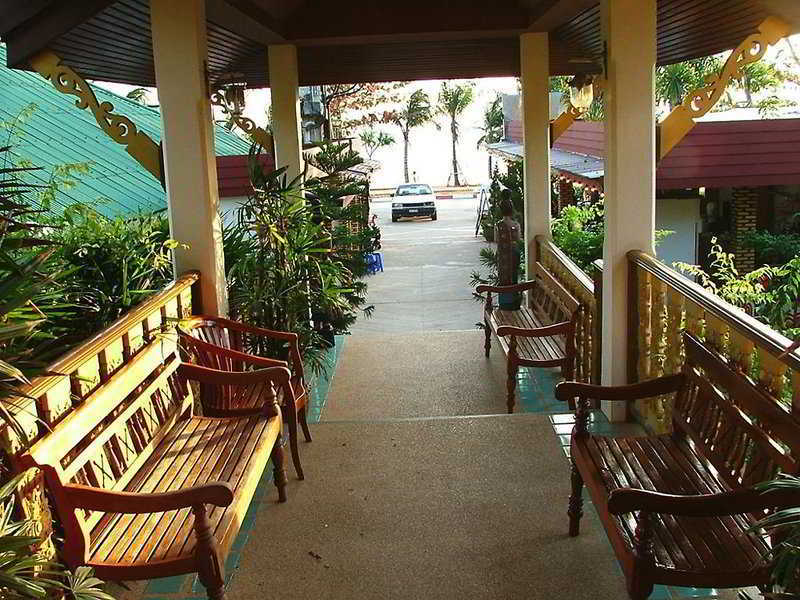 Irest Ao Nang Seafront Hostel Buitenkant foto