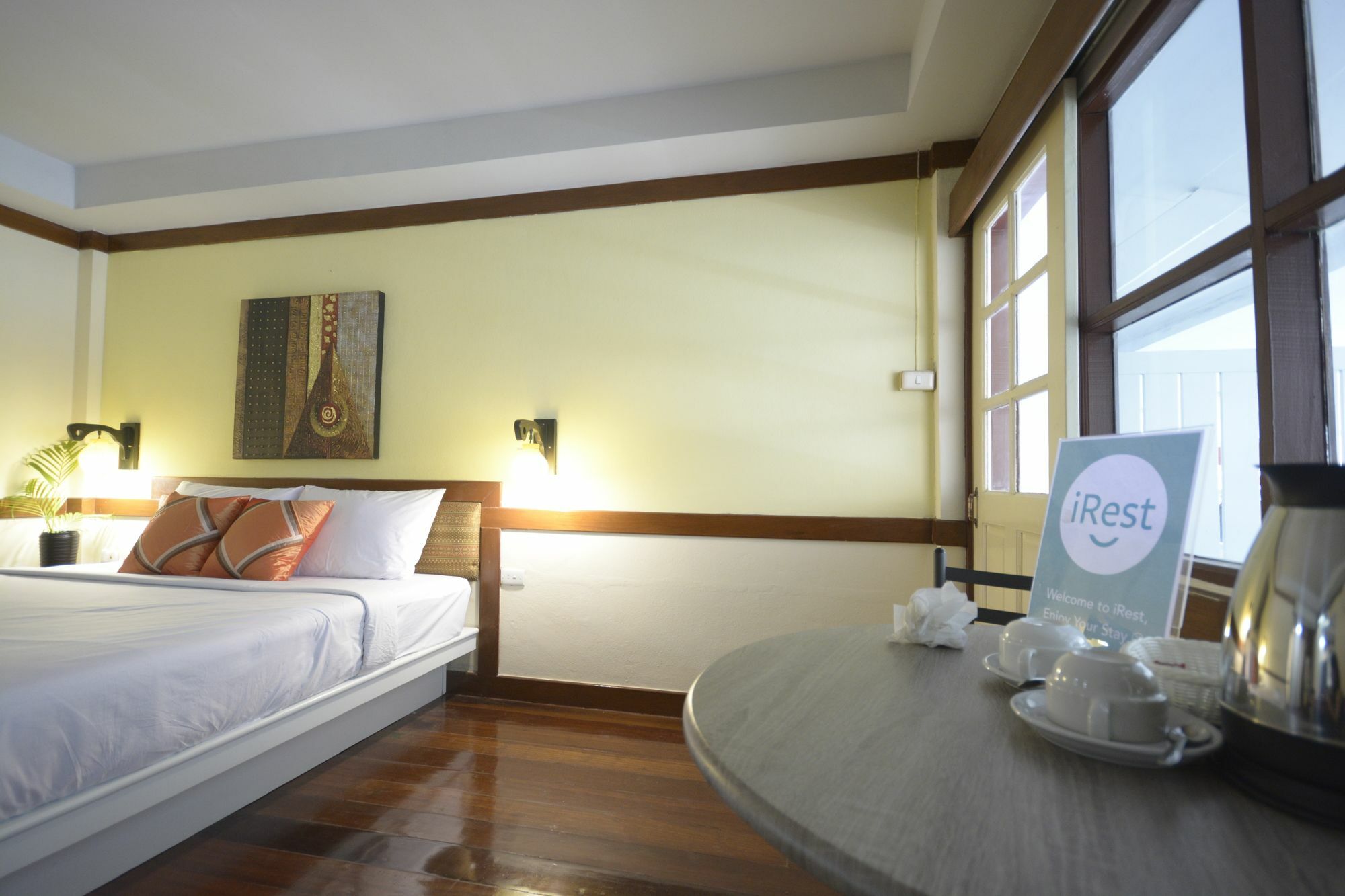 Irest Ao Nang Seafront Hostel Buitenkant foto
